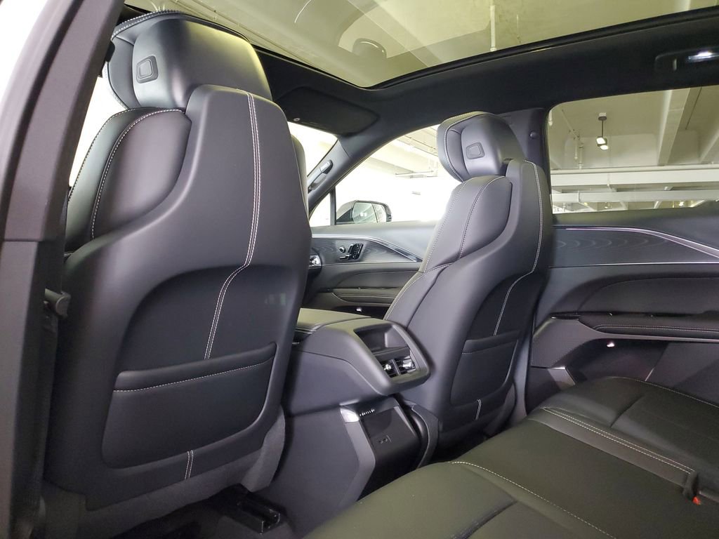 2026 Cadillac LYRIQ Sport - Photo 10