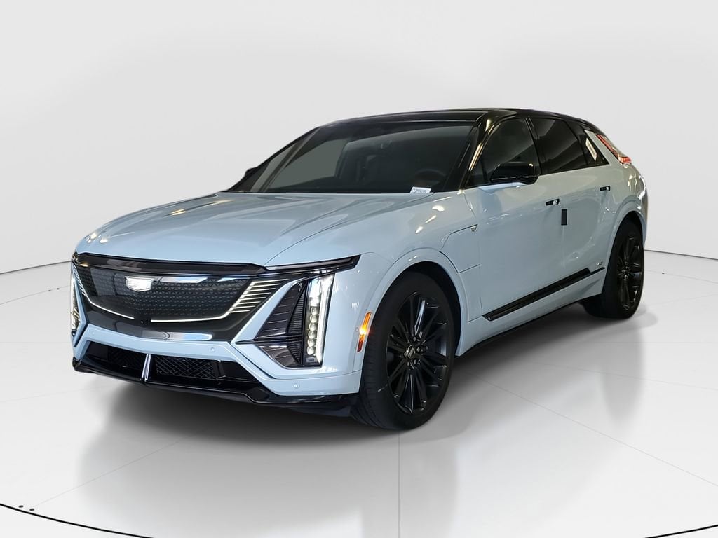 2026 Cadillac Lyriq V Series's photo