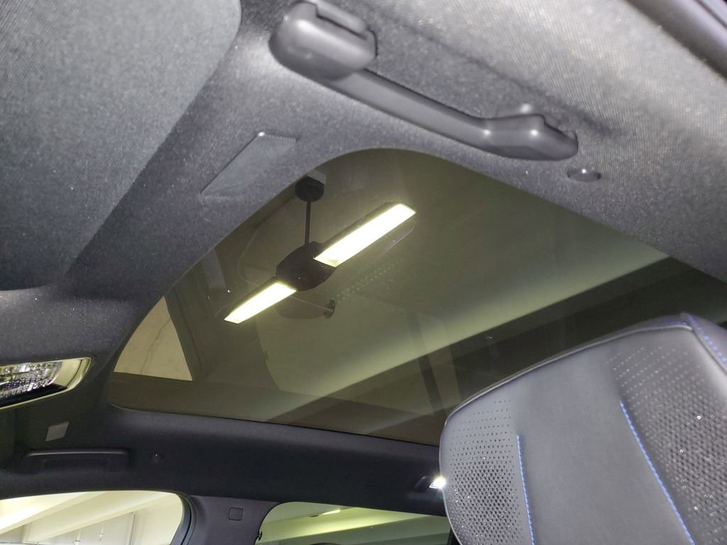 2026 Cadillac Escalade IQL Luxury - Photo 18
