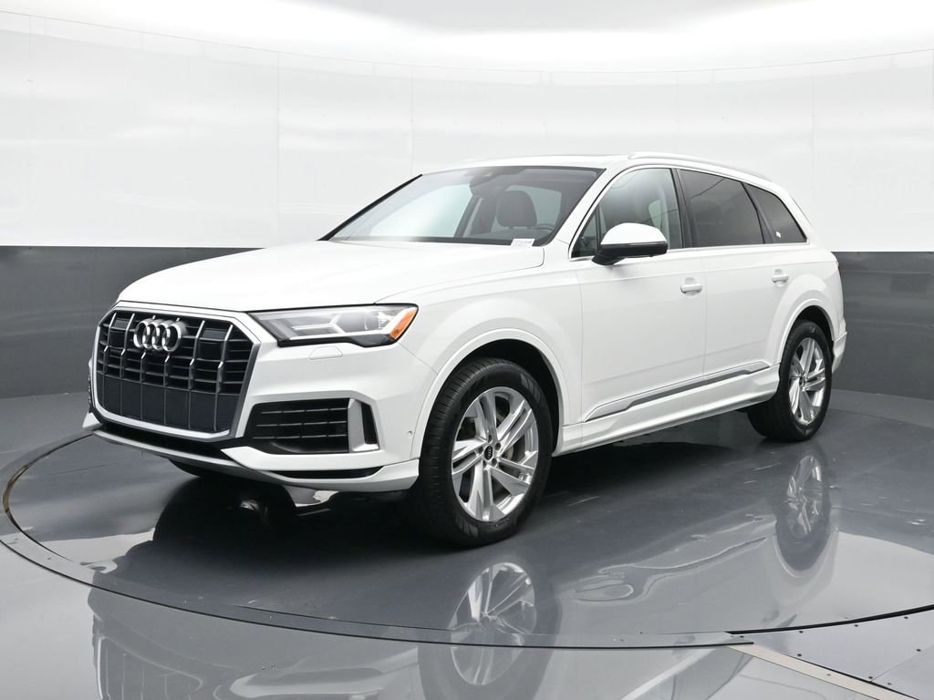 2023 Audi Q7 55 Premium Plus quattro Tiptronic's photo