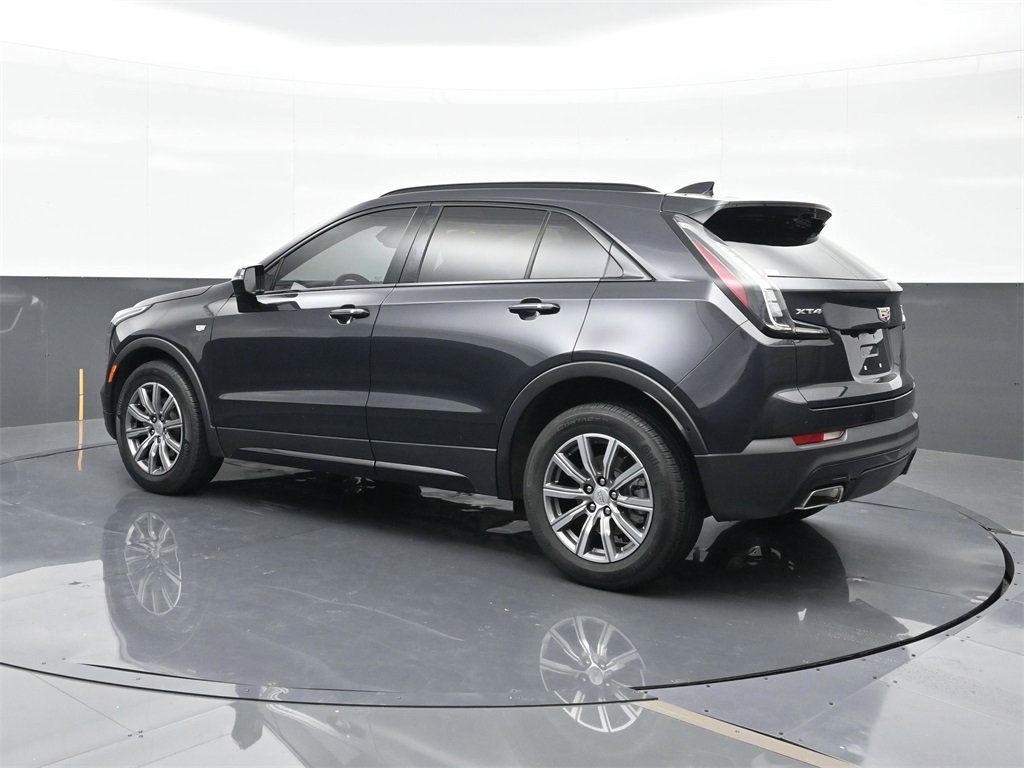 2022 Cadillac XT4 Sport photo 3