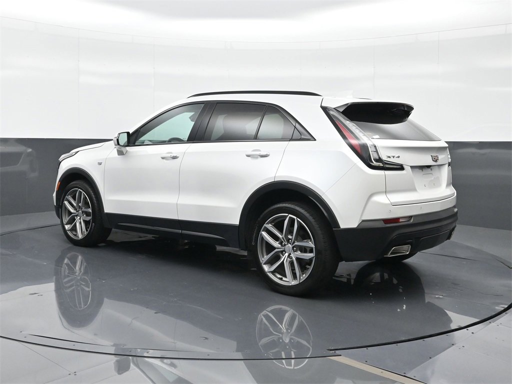 2023 Cadillac XT4 Sport photo 3