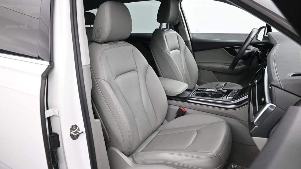 2023 Audi Q7 Premium Plus - Photo 18