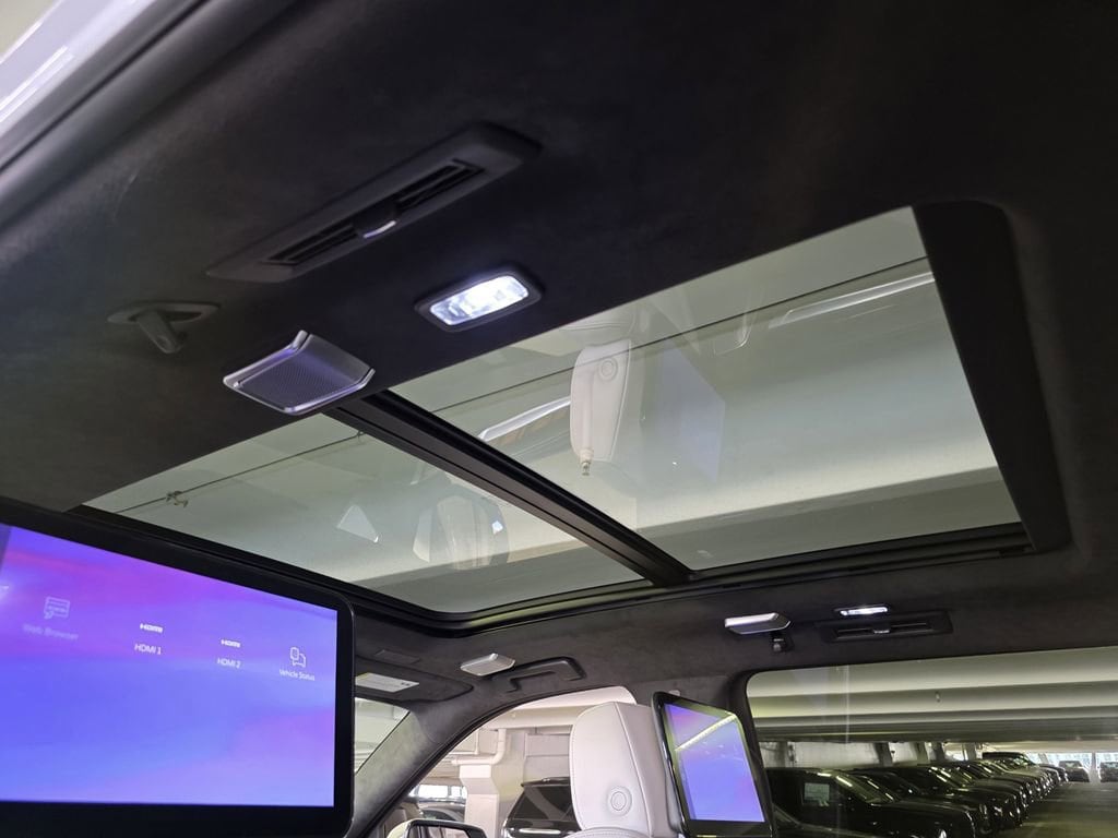 2026 Cadillac Escalade ESV Platinum Sport - Photo 11