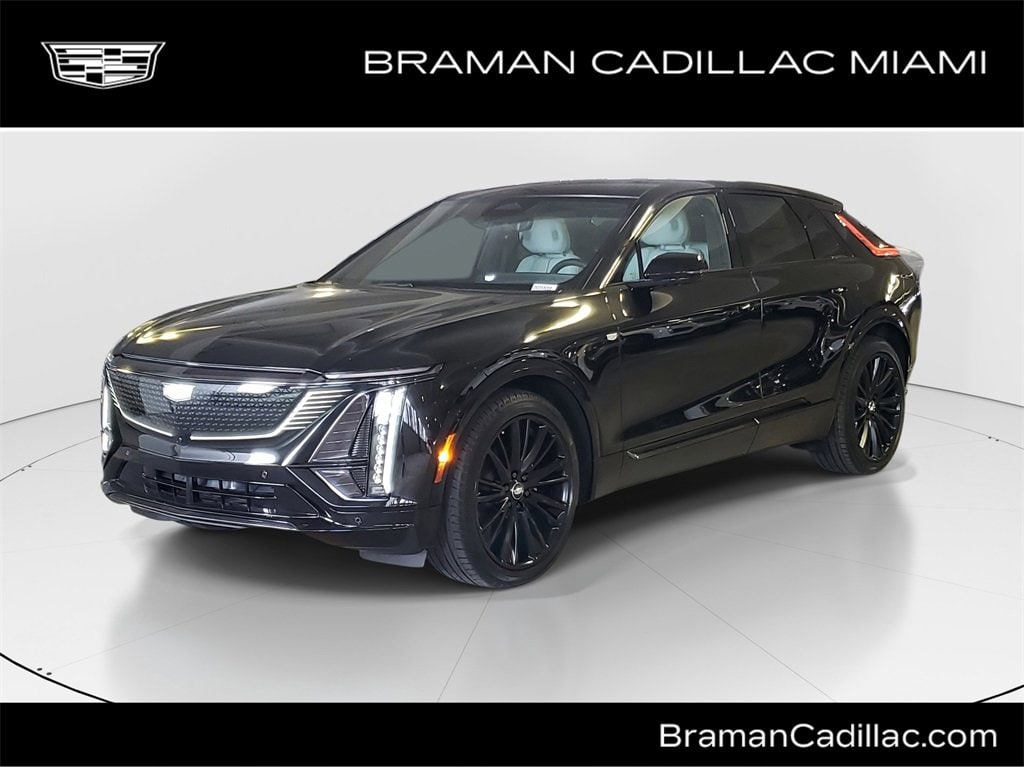 2025 Cadillac LYRIQ Sport 2's photo