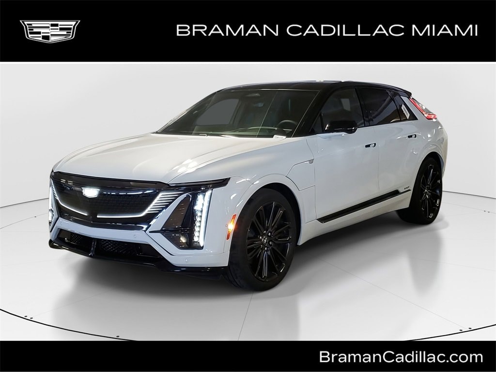 2026 Cadillac LYRIQ V's photo