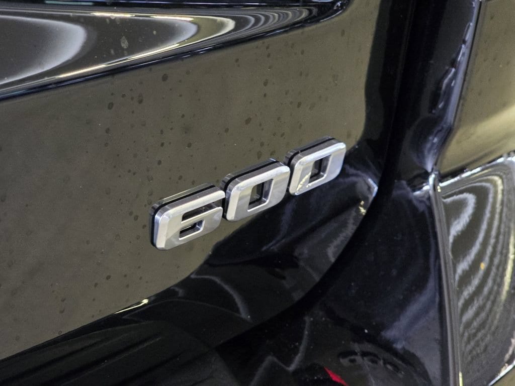 2026 Cadillac Escalade ESV Sport - Photo 7