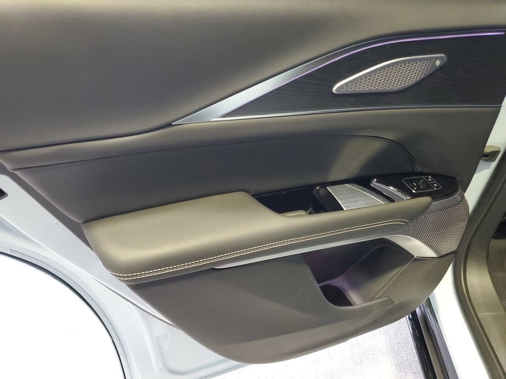 2026 Cadillac LYRIQ V - Photo 9