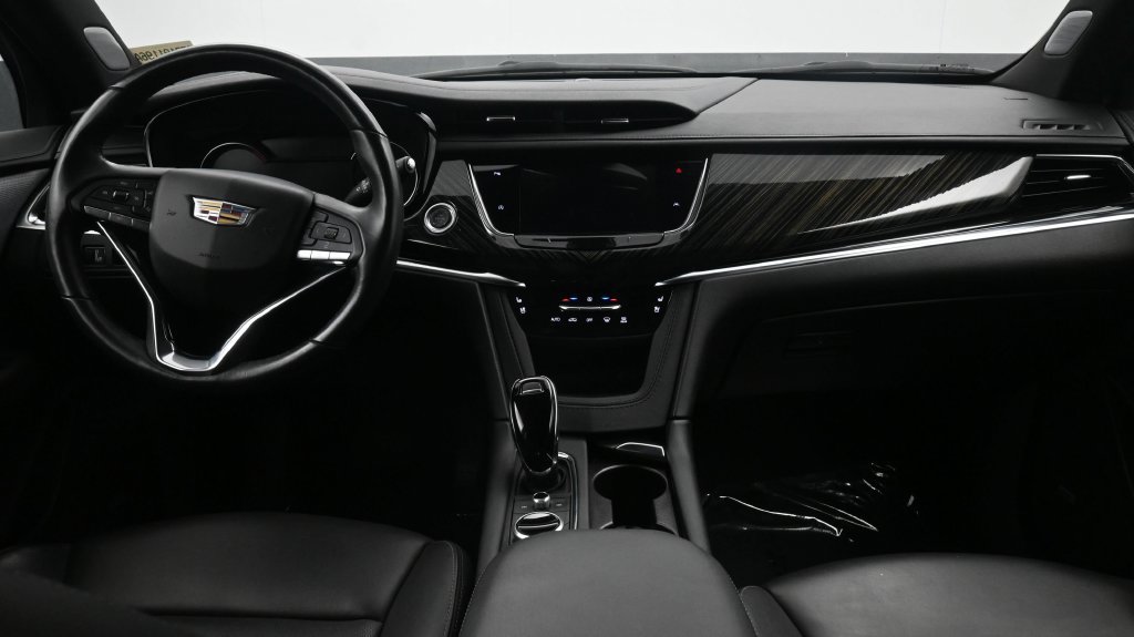 Certified 2025 CADILLAC XT6 Premium Luxury SUV