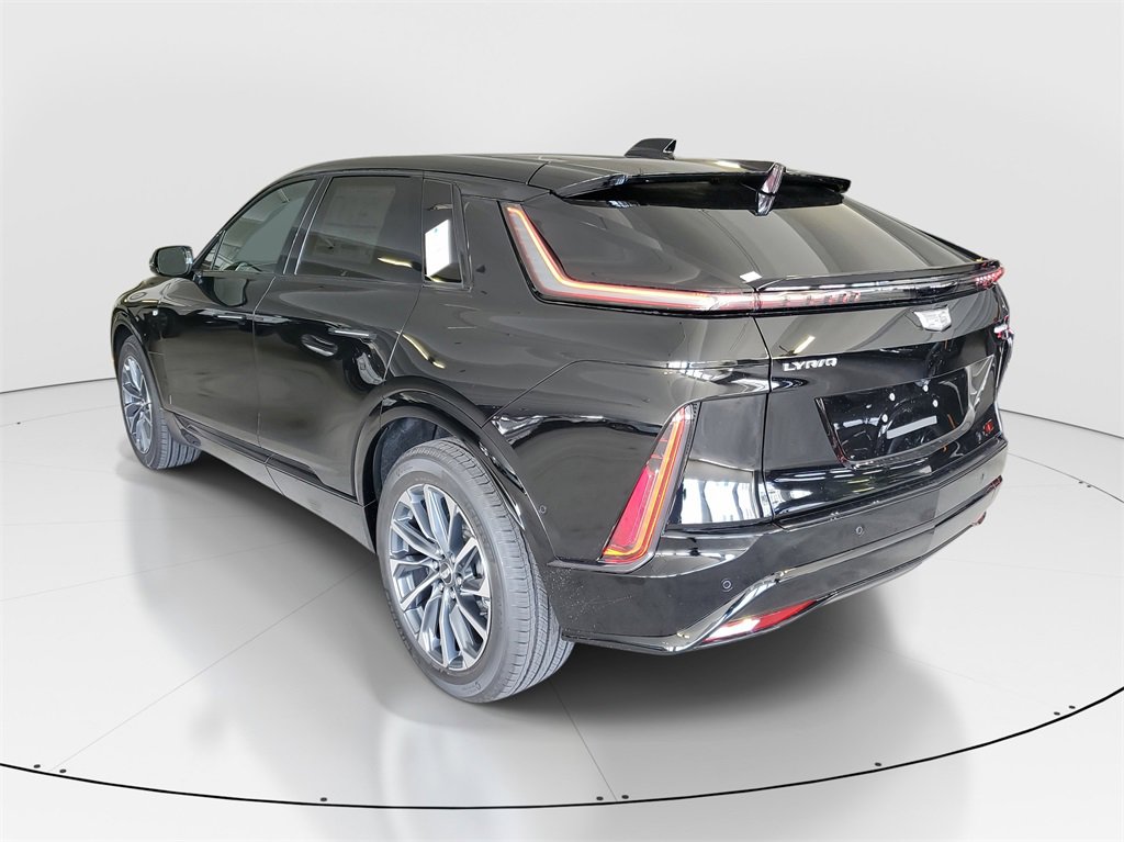 2025 Cadillac Lyriq Sport photo 4
