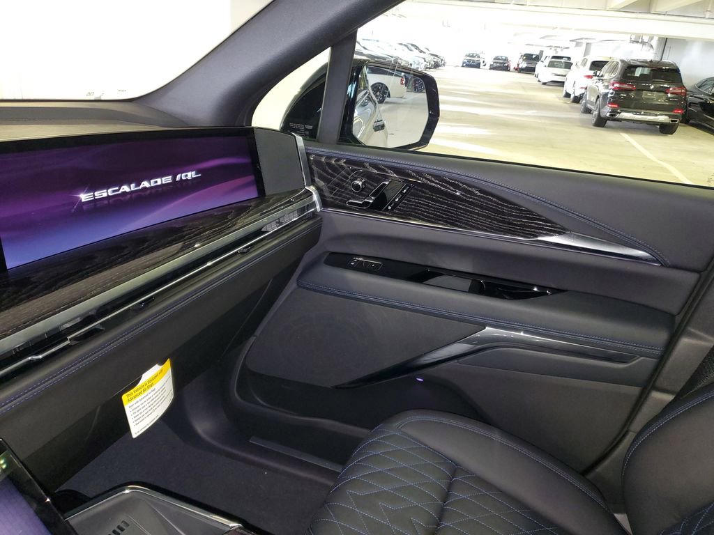 2026 Cadillac Escalade IQL Luxury - Photo 21