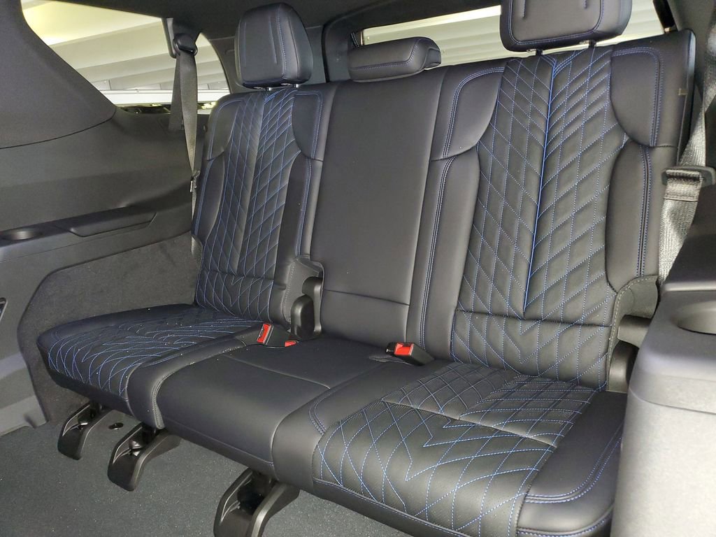 2026 Cadillac Escalade IQL Luxury - Photo 10