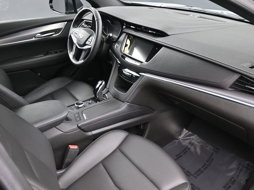 2023 Cadillac XT5 Luxury - Photo 11