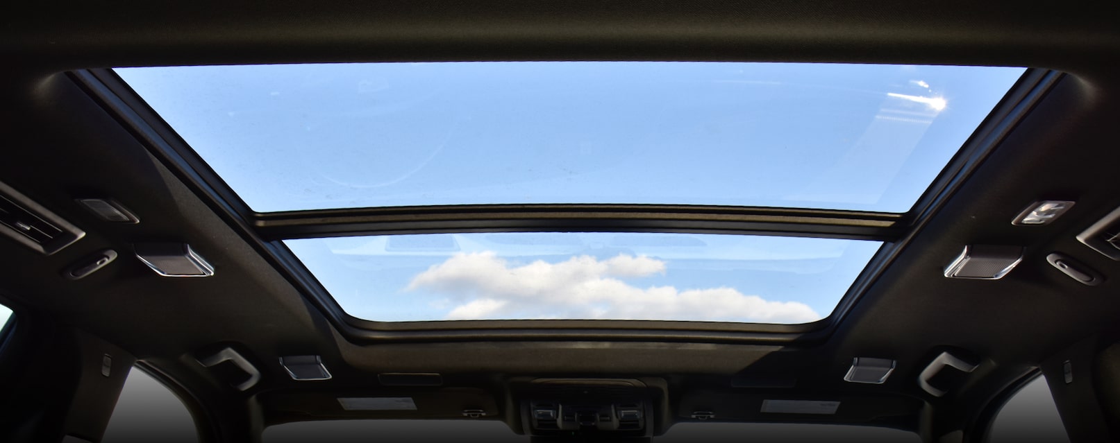 ULTRAVIEW SUNROOF