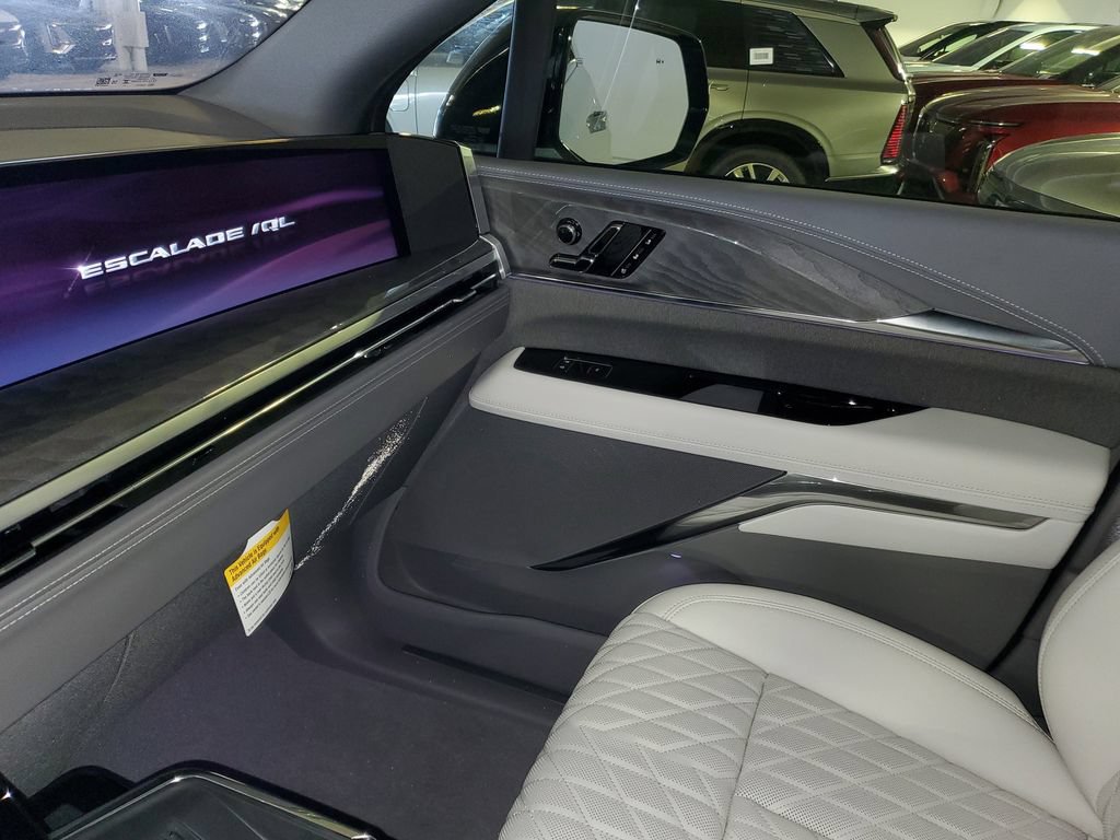 2026 Cadillac Escalade IQL Luxury - Photo 19