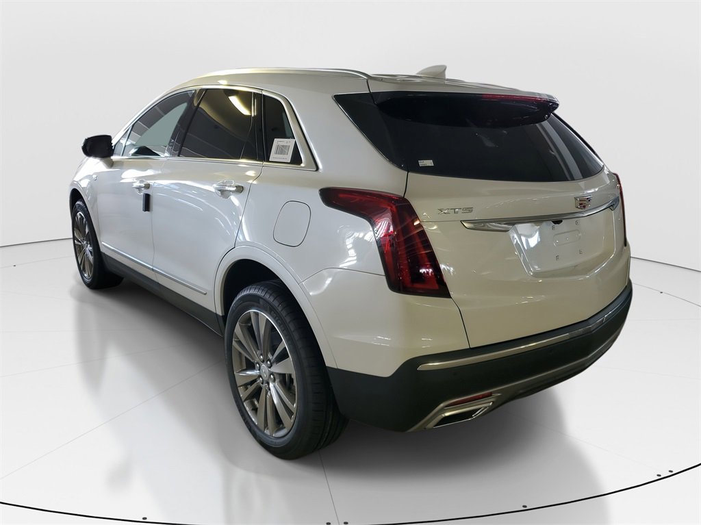 2025 Cadillac XT5 Premium Luxury photo 4