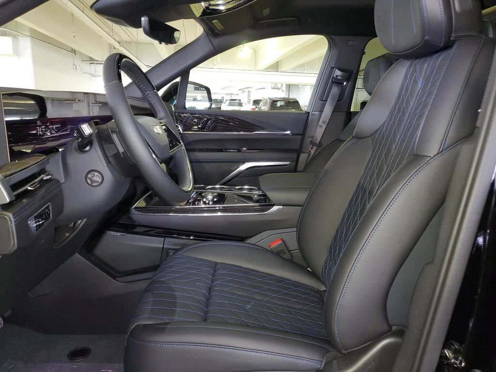 2026 Cadillac Escalade IQL Luxury - Photo 17