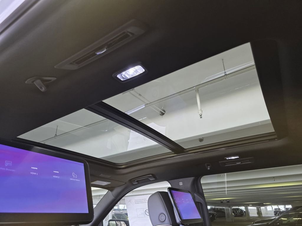 2026 Cadillac Escalade ESV Luxury - Photo 11