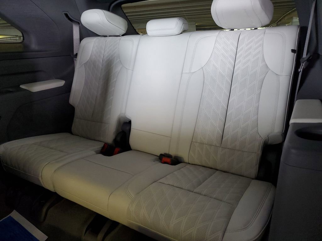 2026 Cadillac Escalade IQ Luxury - Photo 12
