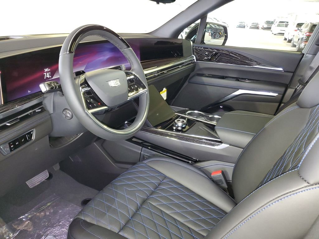 2026 Cadillac Escalade IQL Luxury - Photo 16