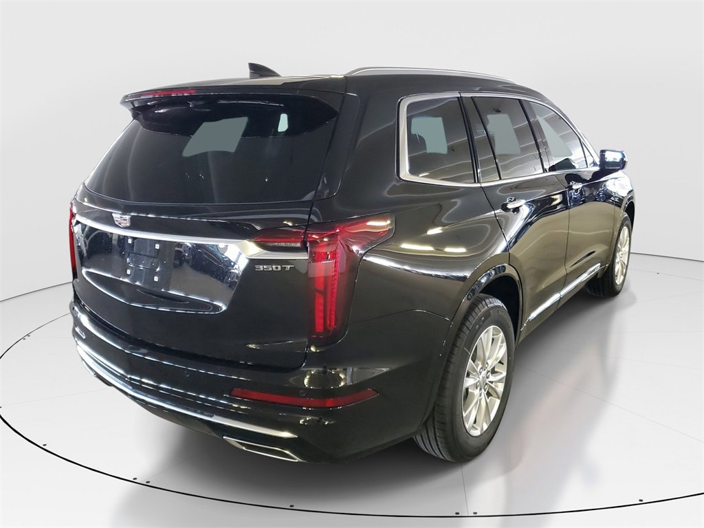 2025 Cadillac XT6 Luxury photo 3