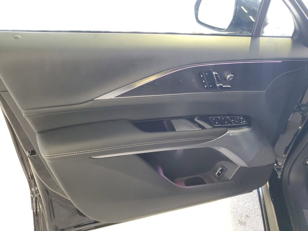 2025 Cadillac LYRIQ Sport 2 - Photo 13