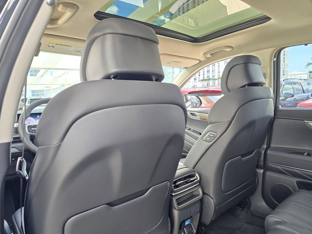 2025 GENESIS GV80 Advanced - Photo 11