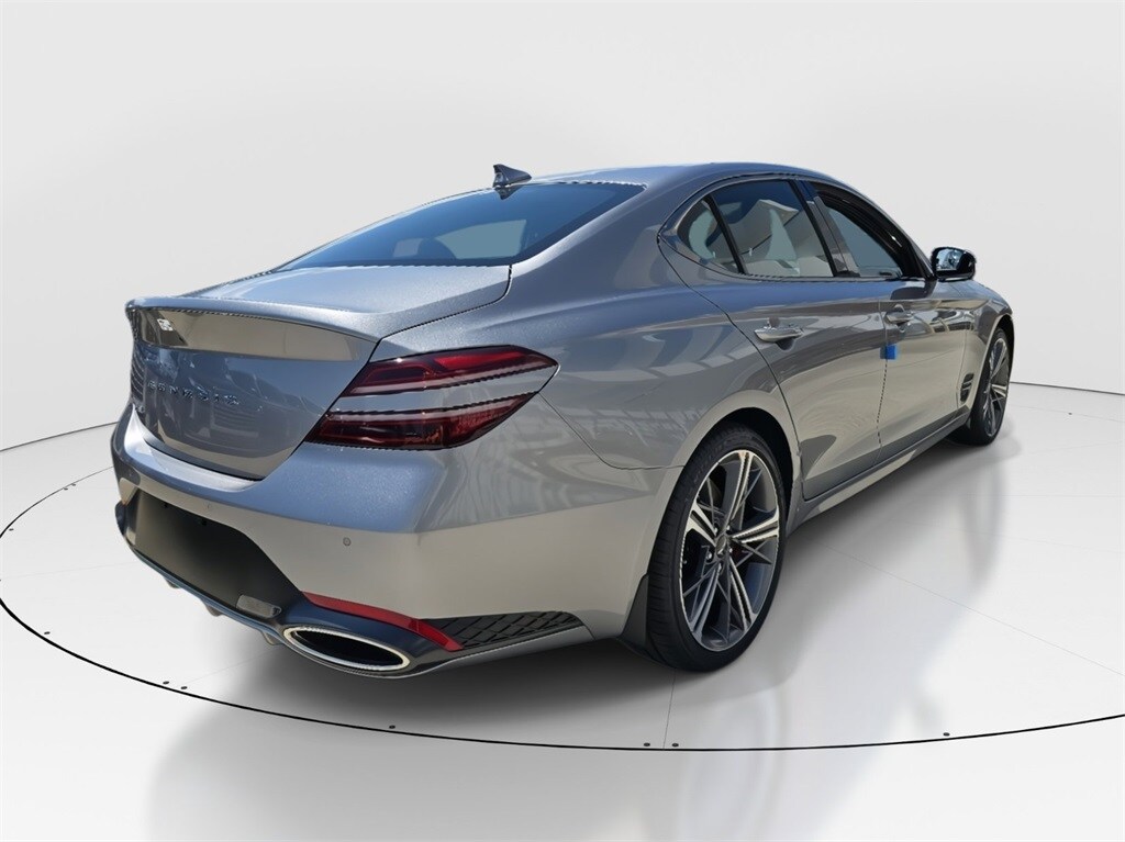 2025 Genesis G70 2.5T Sport Prestige photo 3