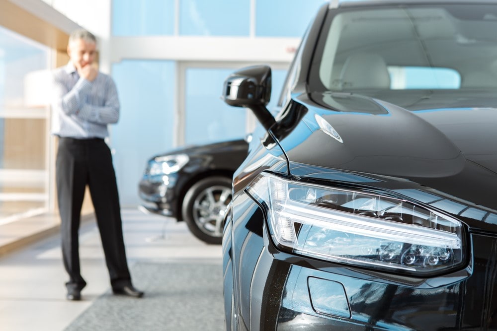 Buy or Lease a New Luxury Car in Miami, FL
