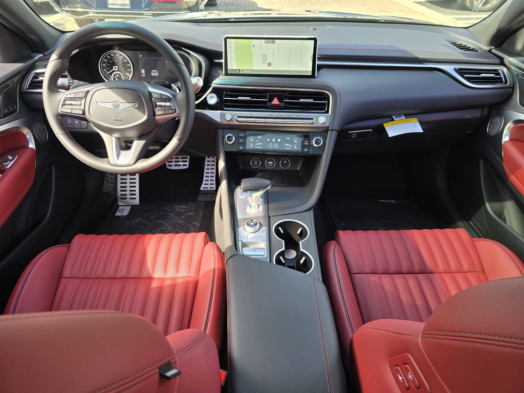 2025 GENESIS G70 Standard - Photo 7