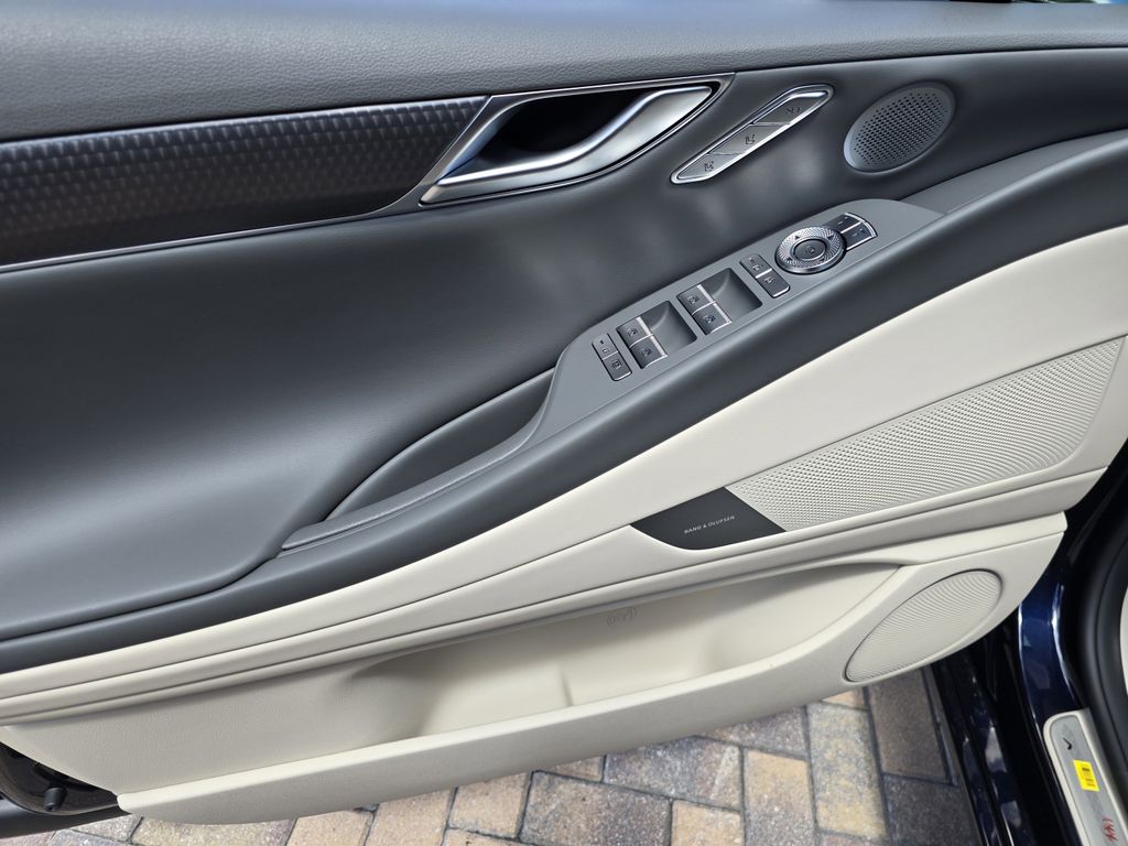 2025 GENESIS G80 Sport Prestige - Photo 16