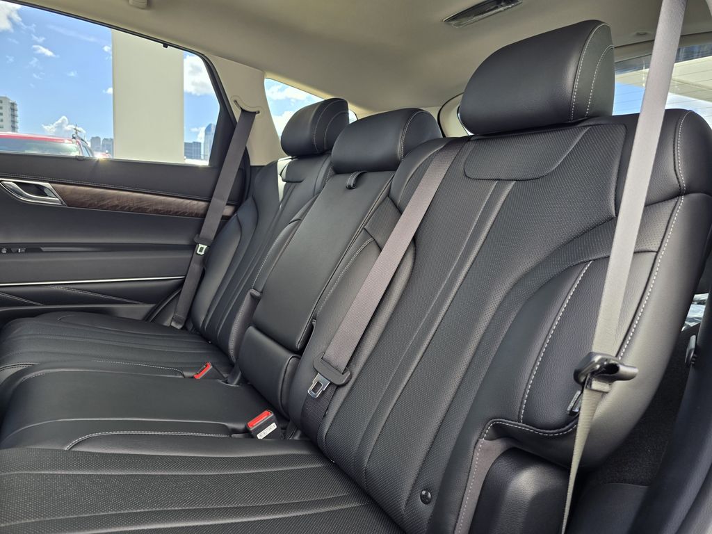 2025 GENESIS GV80 Advanced - Photo 12