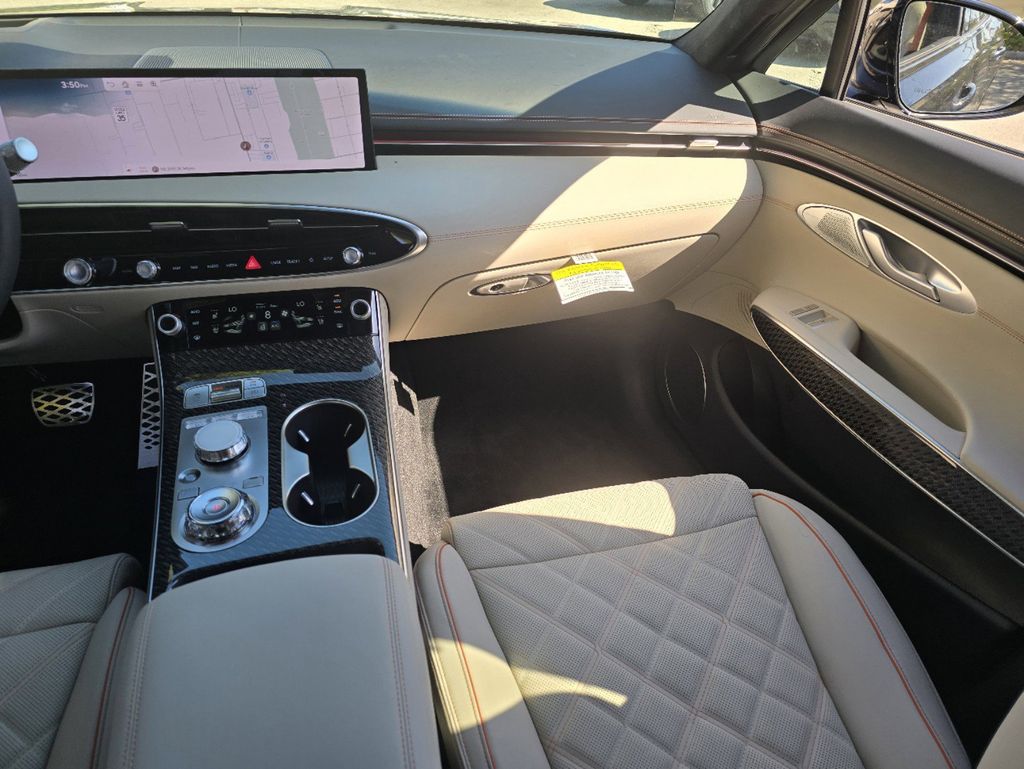 2026 GENESIS GV70 Sport Prestige - Photo 8