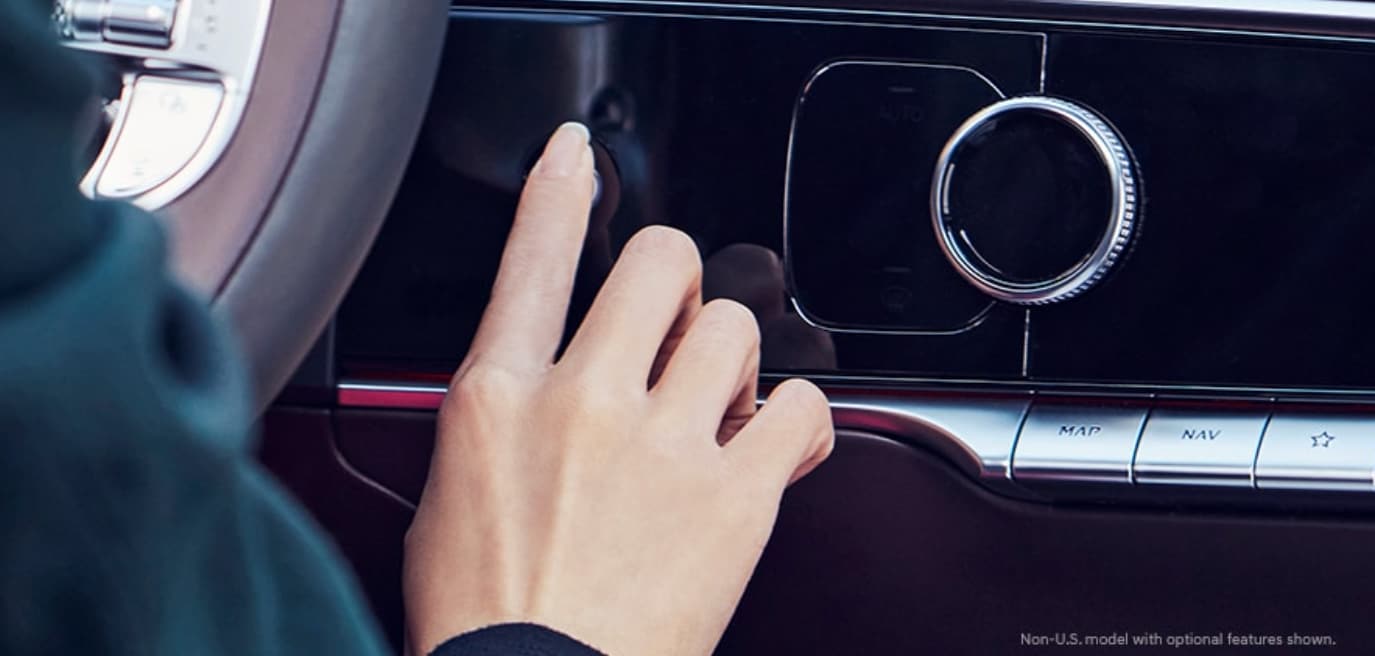 2022 Genesis GV70 Technology