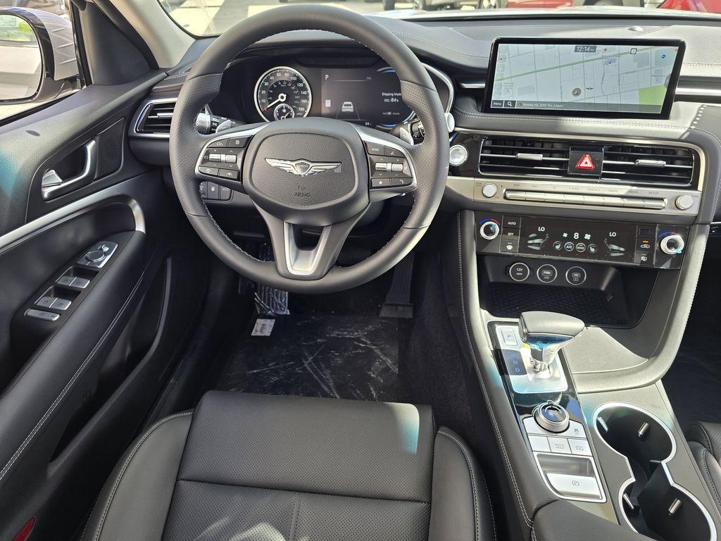2026 GENESIS G70 Standard - Photo 8
