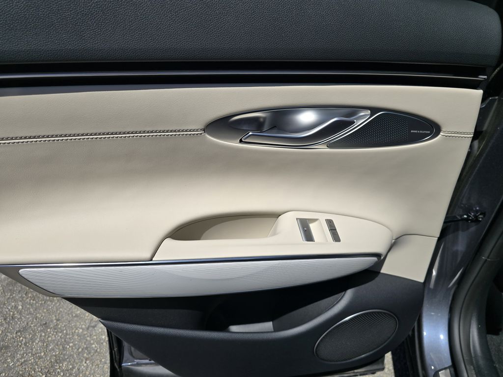 2026 GENESIS GV70 Select - Photo 13