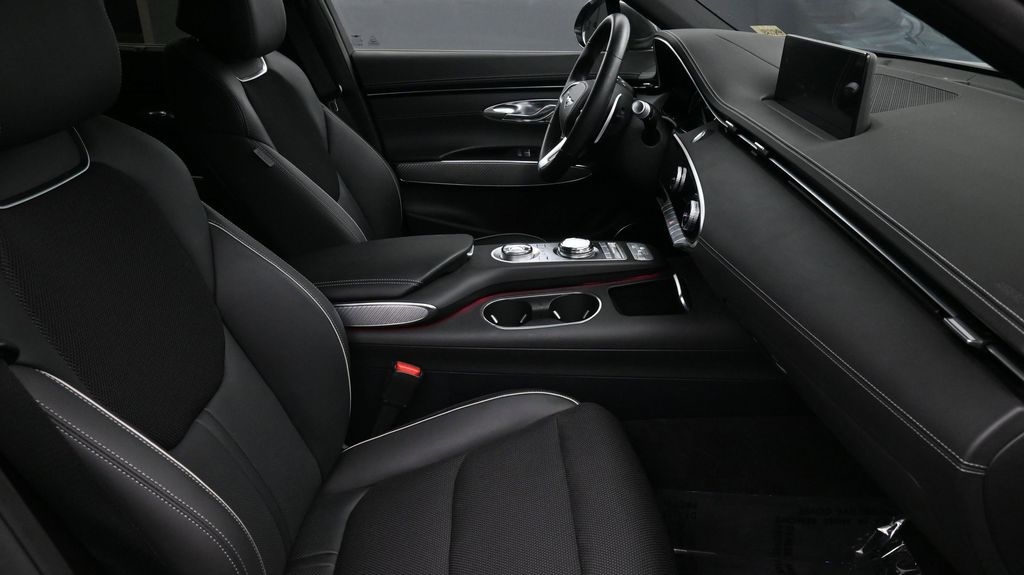 Certified 2024 Genesis GV70 2.5T SUV