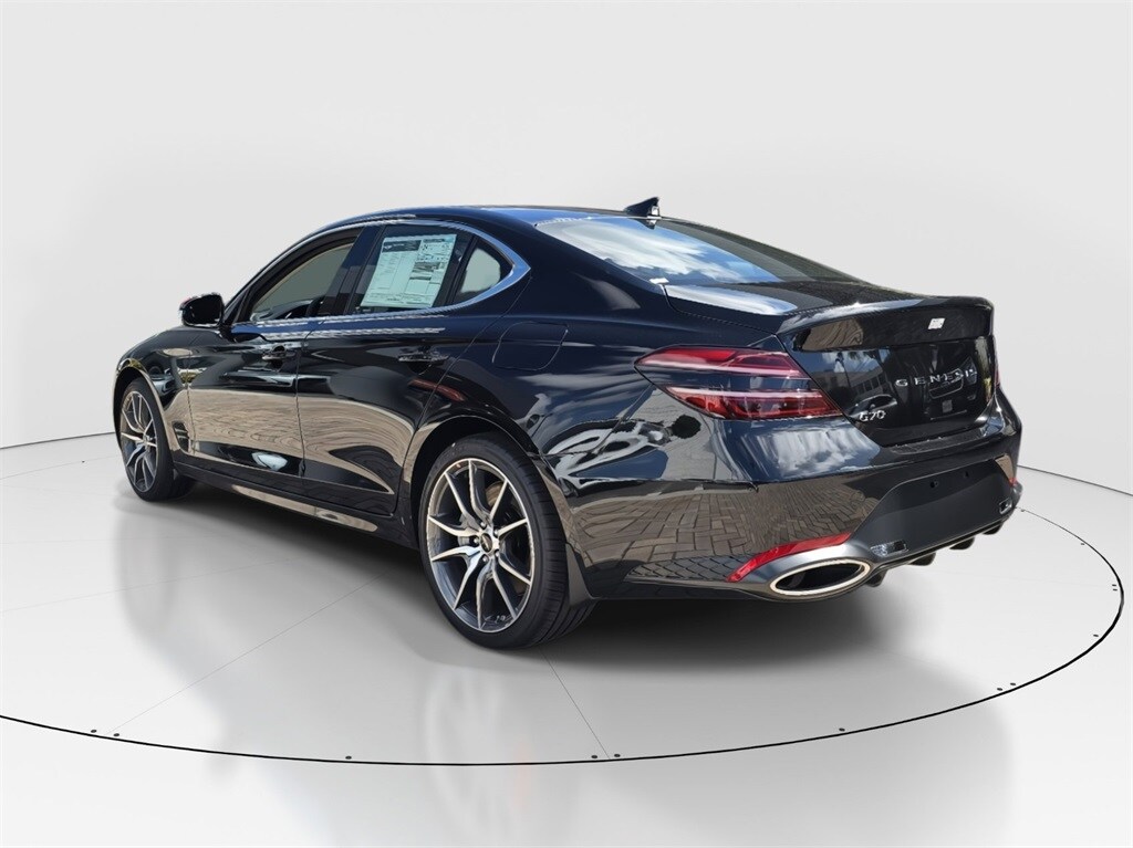 2025 Genesis G70 2.5T photo 4