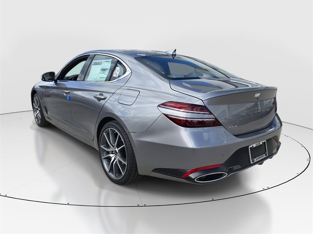 2025 Genesis G70 2.5T photo 4