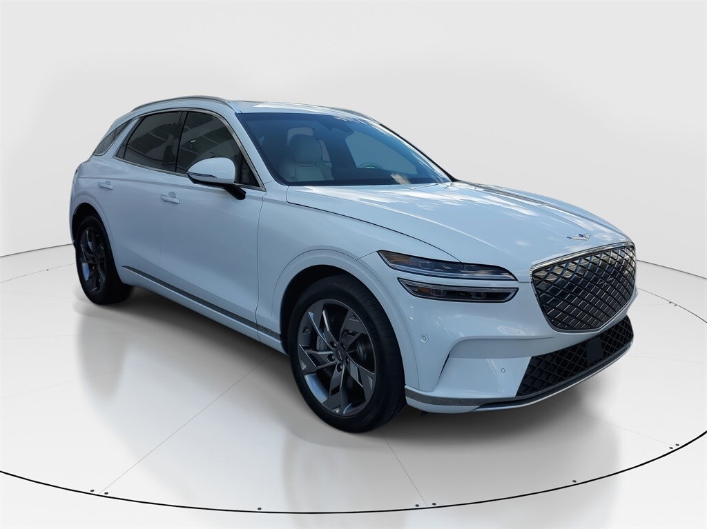 2025 Genesis Electrified GV70 Advanced photo 2