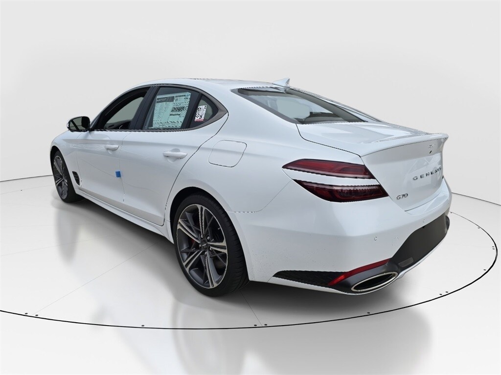 2025 Genesis G70 2.5T Sport Prestige photo 4