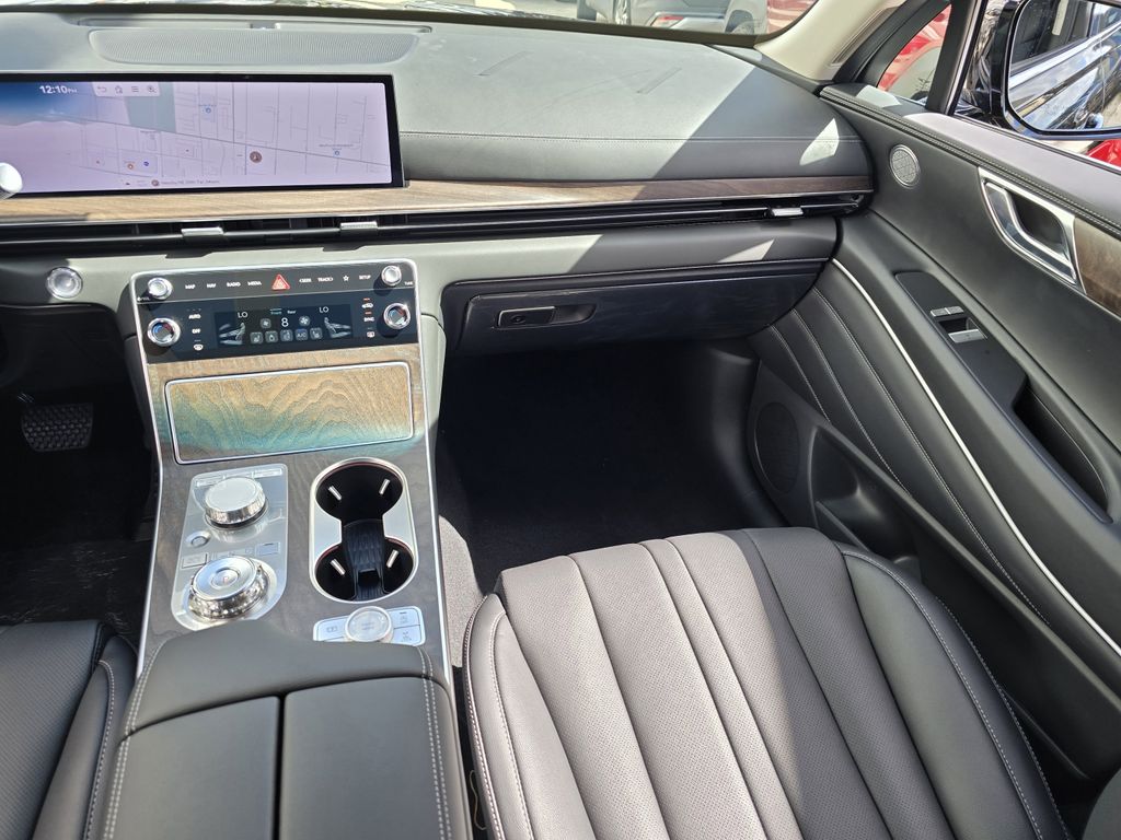 2025 GENESIS GV80 Advanced - Photo 9