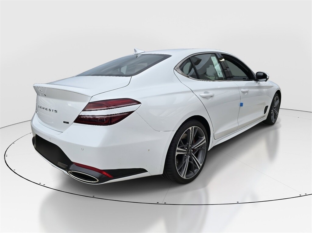 2025 Genesis G70 2.5T Sport Prestige photo 3