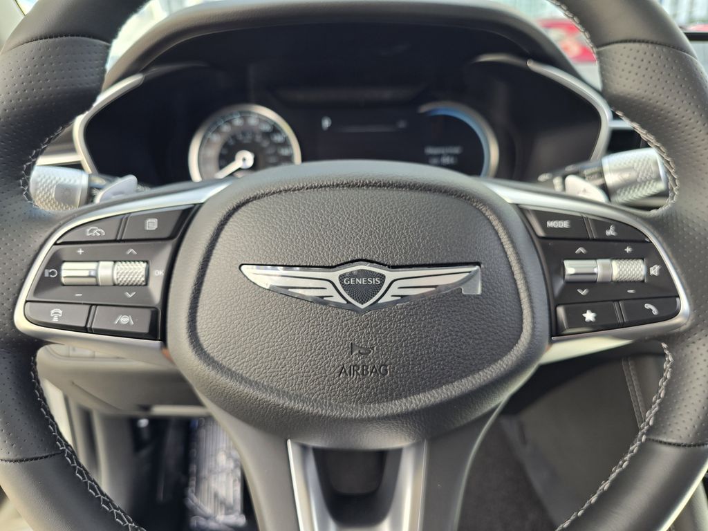 2026 GENESIS G70 Standard - Photo 17