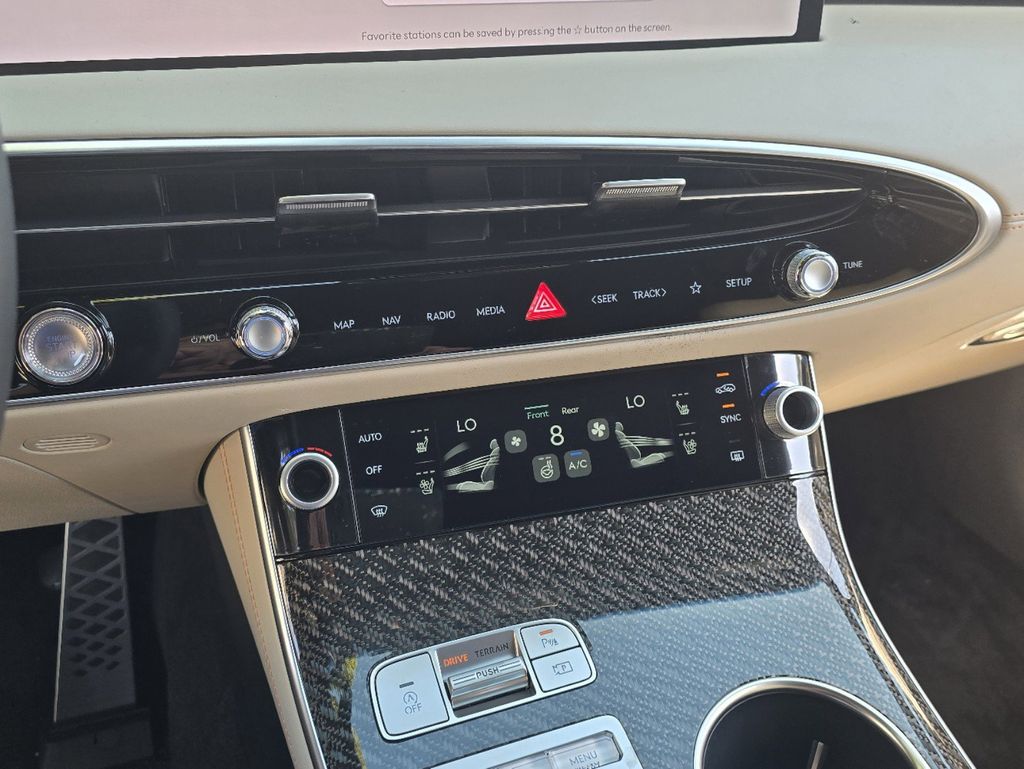 2026 GENESIS GV70 Sport Prestige - Photo 21