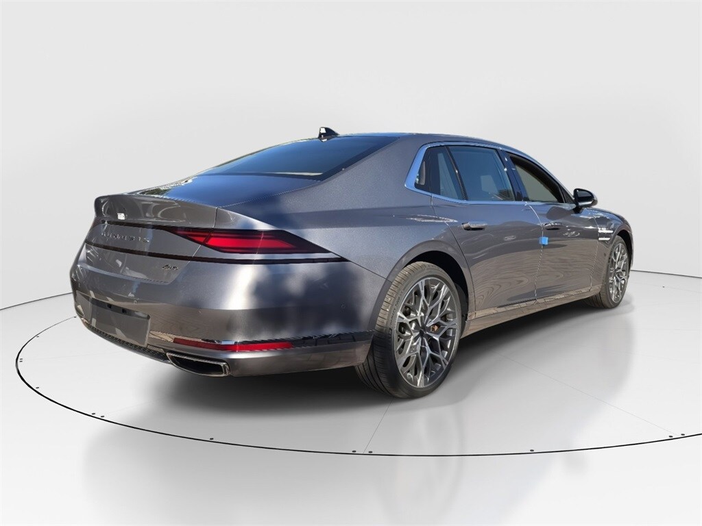 2025 Genesis G90 3.5T AWD photo 3