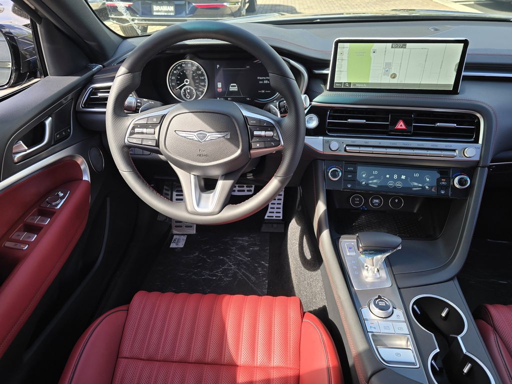 2025 GENESIS G70 Standard - Photo 8
