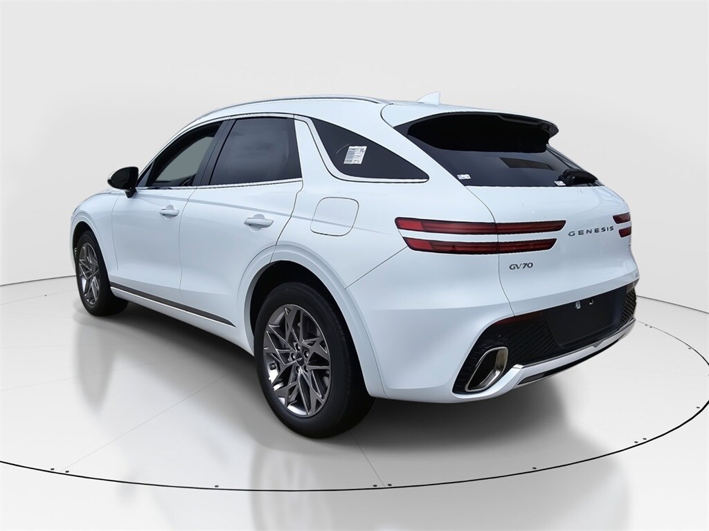 2025 Genesis GV70 2.5T Advanced photo 4