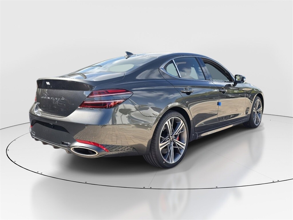 2025 Genesis G70 2.5T Sport Prestige photo 3