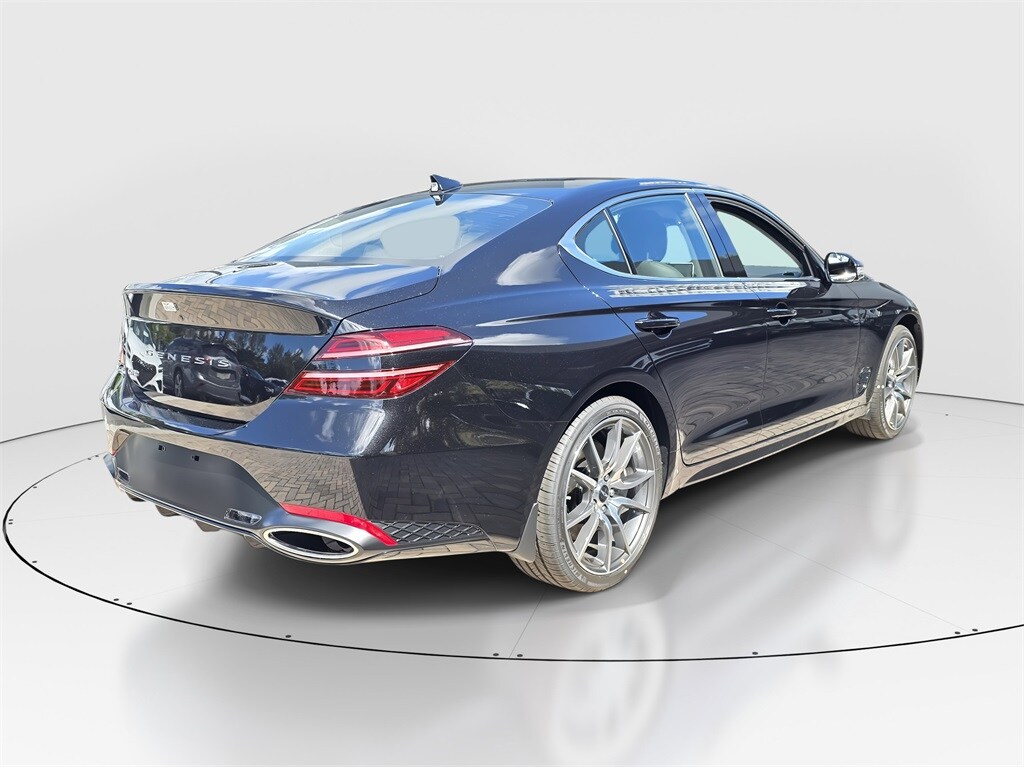 2026 Genesis G70 2.5T photo 3